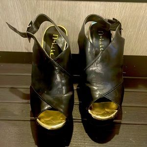 Nicole Miller Black Wedges (used)